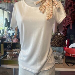 Elegant White Short Sleeve Women's Top